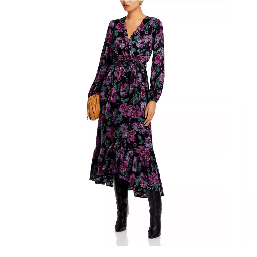 AQUA Long Sleeved V-Neck Fit & Flare Floral Wrap Maxi Dress Size Medium $118 - Picture 3 of 15